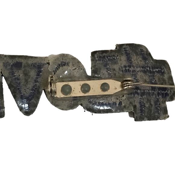 Love Patch Pin - Picture 3 of 3